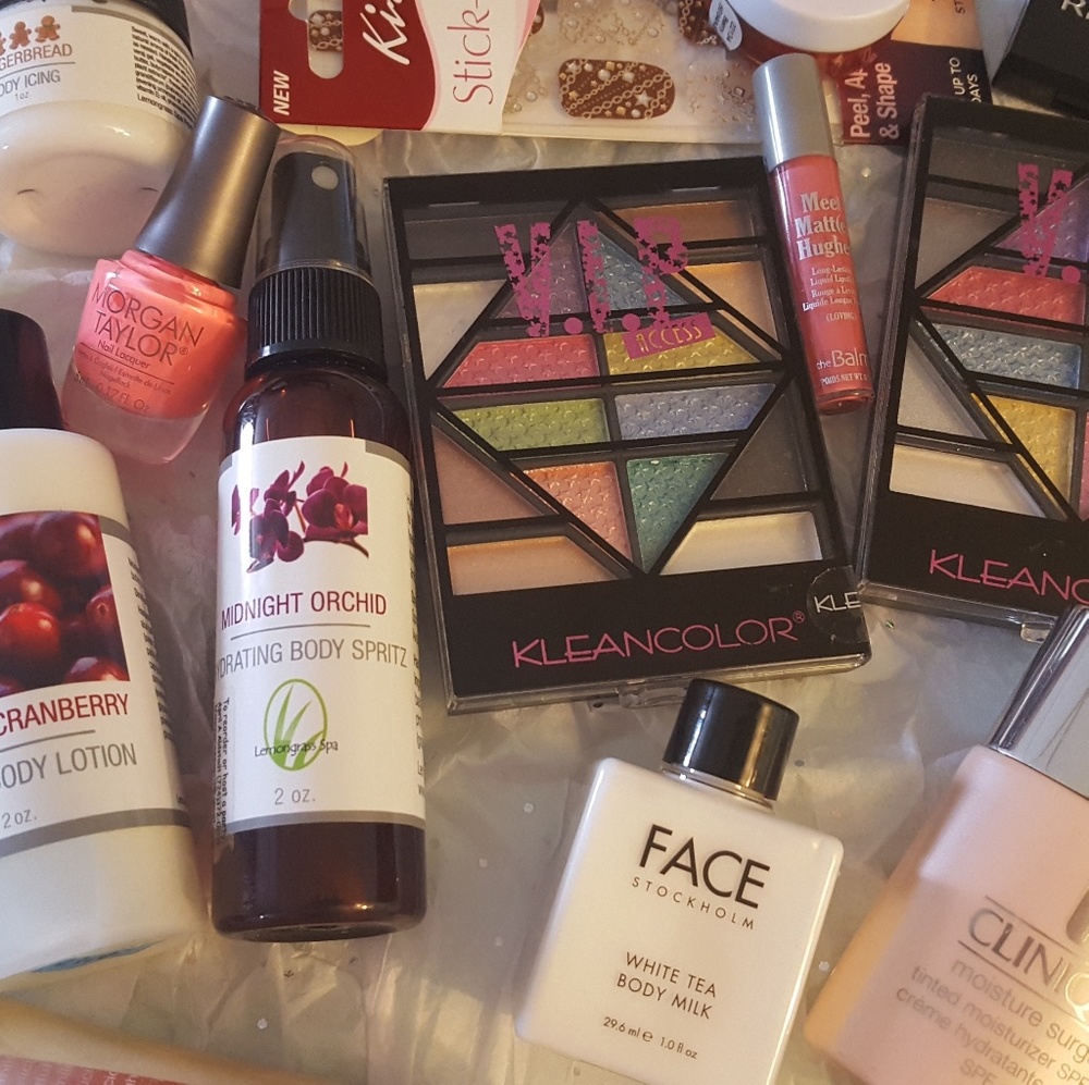 NEW HUGE Lot~ High End & Other Makeup